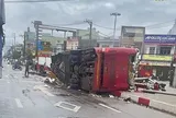 Lật xe khách giường nằm, nhiều người bị thương