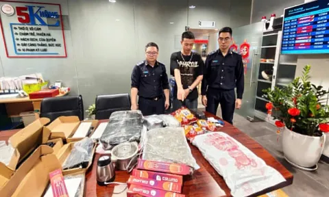 Phát hiện gần 4 kg nghi cần sa của khách nhập cảnh tại sân bay Đà Nẵng
