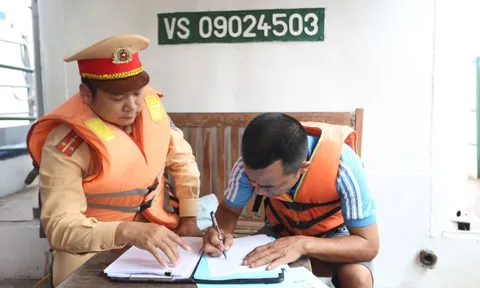 CSGT Vĩnh Phúc đảm bảo an toàn giao thông đường thủy tại khu du lịch