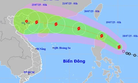 Áp thấp nhiệt đới tăng cường độ thành bão WIPHA
