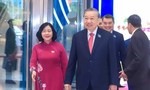 Khai mạc trọng thể Đại hội đại biểu Đảng bộ Thành phố Hà Nội lần thứ XVIII, nhiệm kỳ 2025 - 2030