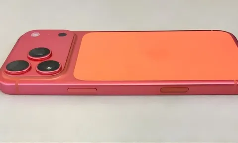 iPhone 17 Pro Max cam bất ngờ 'phai màu'