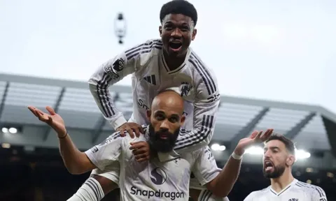 Cú sốc với Manchester United