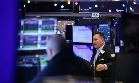 Thị trường tài chính toàn cầu chao đảo