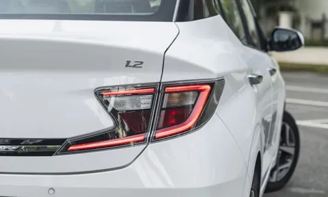 Đằng sau cú tăng doanh số dựng đứng của xe xăng giá rẻ