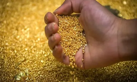 Chuyên gia dự báo giá vàng lên 6.200 USD/ounce năm nay