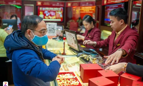 Giá vàng trong nước mất 5 triệu đồng/lượng chỉ sau một đêm