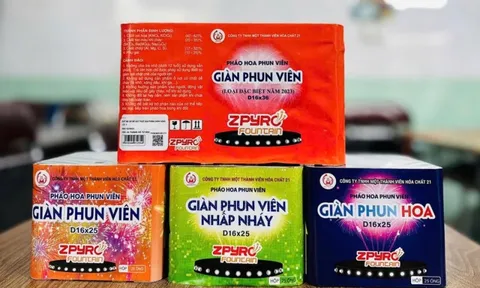Pháo hoa Tết cháy hàng, có loại bị 'hét giá' gấp 3 lần