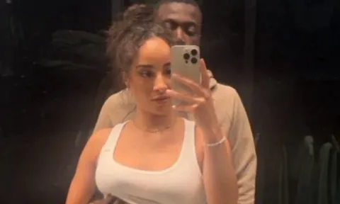 Cưới diễn viên phim người lớn, cựu sao Arsenal giờ ra sao?