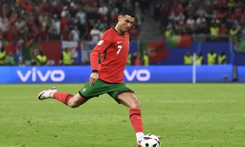 Ronaldo đưa World Cup 2026 miễn phí cho người dân Bồ Đào Nha