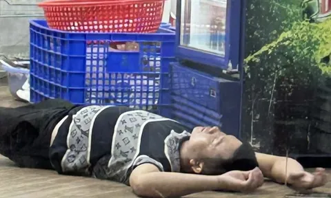 Dắt bạn gái đi ăn cua hoàng đế, người đàn ông 'quỵt' hóa đơn 16 triệu