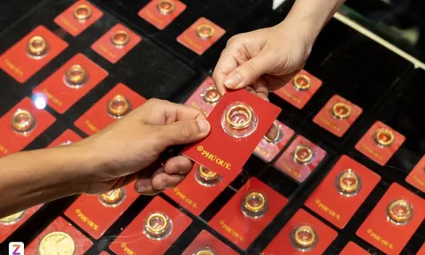 Đầu tuần giá vàng lại lao dốc