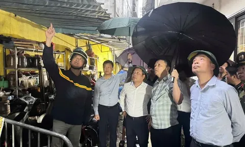 Cháy nhà lúc rạng sáng ở Hà Nội, 5 người chết