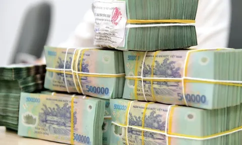 Nhiều khoản tiền không được phép thu từ cha mẹ học sinh