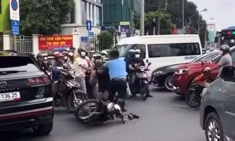 Bất ngờ lý do người đàn ông đánh cụ ông giữa trung tâm TP.HCM