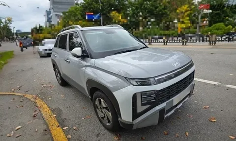 Hyundai Venue thế hệ mới xuất hiện, thiết kế như xe điện