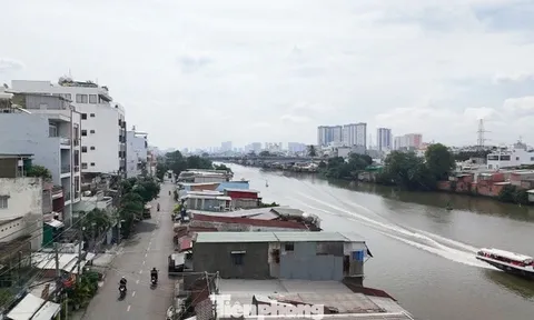40.000 nhà dân ven kênh rạch TP.HCM được hỗ trợ gì sau di dời?