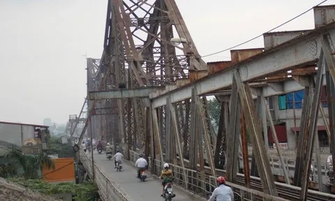 Cấm xe trên cầu Long Biên từ ngày 1/11