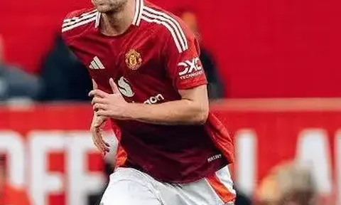 De Ligt chốt chặn quan trọng của MU