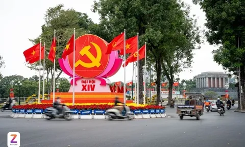Hà Nội rực rỡ cờ hoa chào mừng Đại hội XIV của Đảng