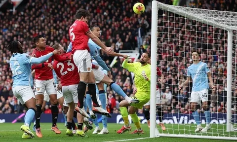 MU đè bẹp Man City quá dễ