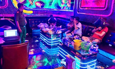 Cựu phó chủ tịch phường tổ chức 'tiệc ma túy'