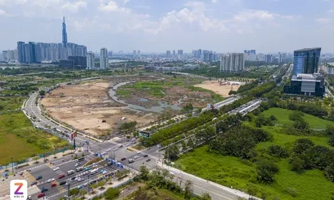 Thủ Thiêm thành đại công trường