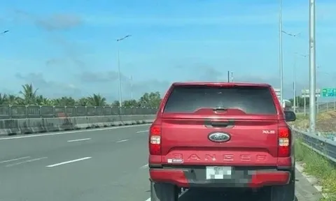 Bị phạt 14 triệu đồng vì dừng xe vệ sinh trên cao tốc