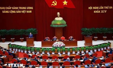 Khai mạc trọng thể Hội nghị lần thứ ba Ban Chấp hành Trung ương Đảng khóa XIV