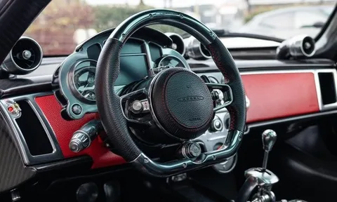 Siêu xe Pagani có giá khởi điểm hơn 3,6 triệu USD?