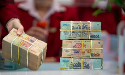 Lãi suất liên ngân hàng hạ nhiệt, qua đêm còn 4,4%/năm