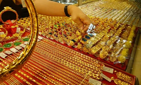 Diễn biến khó lường của giá vàng trong nước sáng nay
