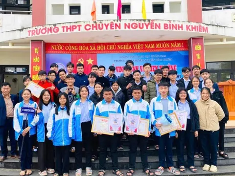 Hai chàng trai 'vàng' của người mẹ nghèo xứ Quảng