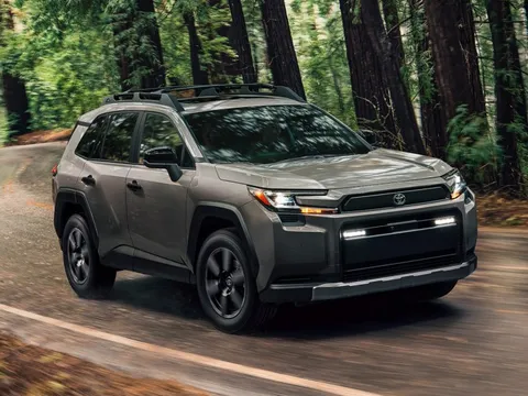 Toyota RAV4 thế hệ mới ra mắt