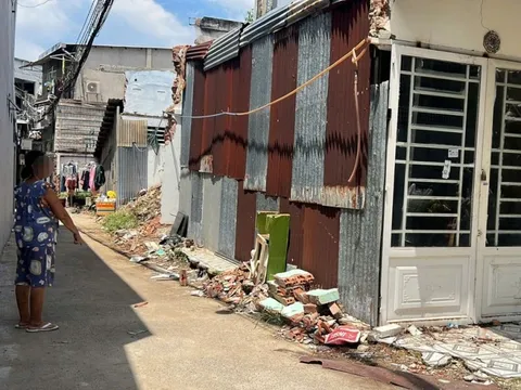 Cảnh tượng khó coi bủa vây bãi biển Vũng Tàu