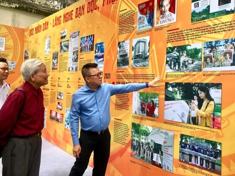 'Làm báo như xé ruột ra mà viết'