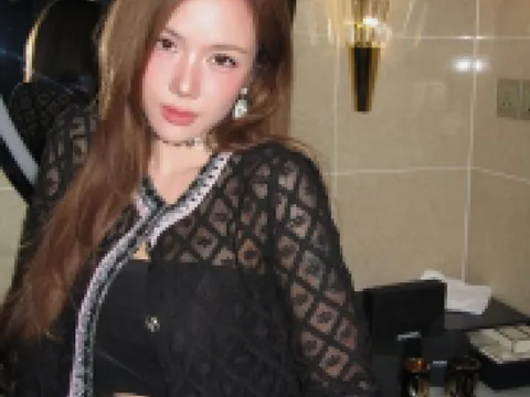 Phương Ly bị chê kém sang