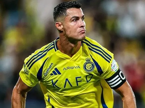 Kẻ nhận kết đắng khi thách thức Ronaldo