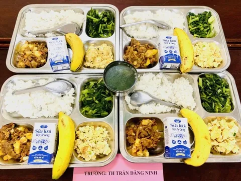 Hà Nội yêu cầu công khai thực đơn bữa ăn bán trú