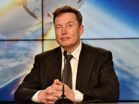 Elon Musk đi vào lịch sử