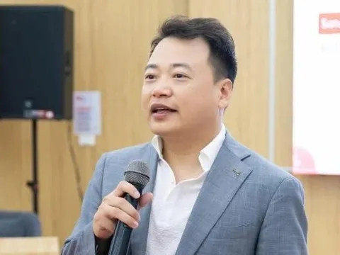 Shark Bình bị chỉ trích, phải sửa bài đăng MXH