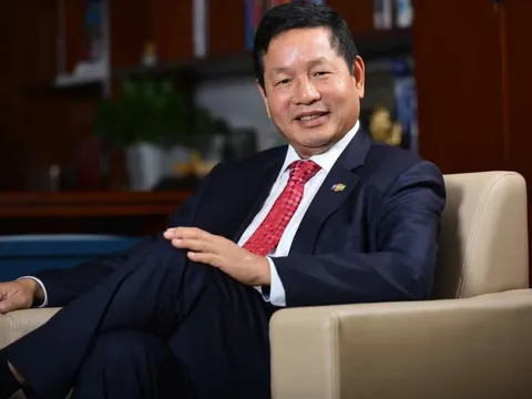 Cổ phiếu FPT tăng trần, chứng khoán tăng vọt sau phiên giảm mạnh