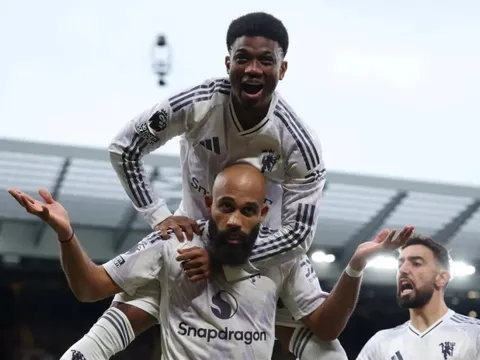 Cú sốc với Manchester United