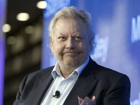 Tỷ phú Australia 'mất' hơn 1 tỷ USD sau khi công ty bị khám xét