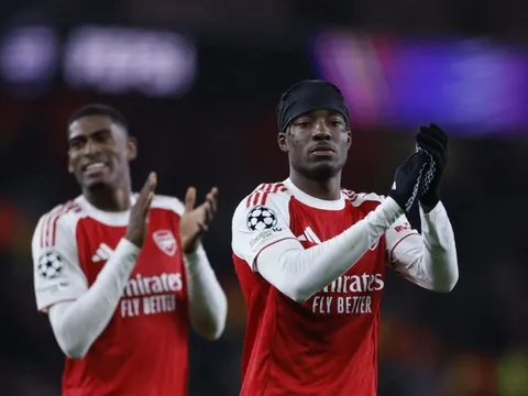 Đội đầu tiên giành vé vào vòng knock-out Champions League