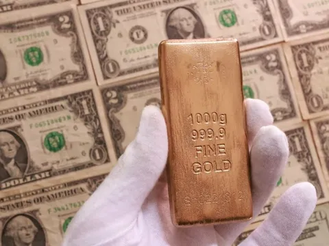 Giá vàng thế giới vừa vượt 5.200 USD/ounce