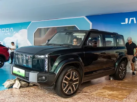 Ôtô Trung Quốc ồ ạt vào thị trường Việt Nam