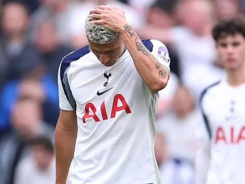 Tottenham đánh mất chính mình