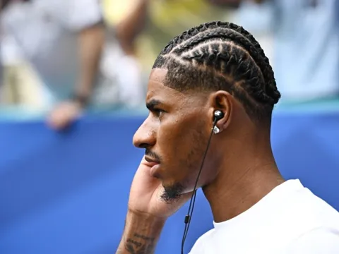 Rashford mất áo số 10 ở MU