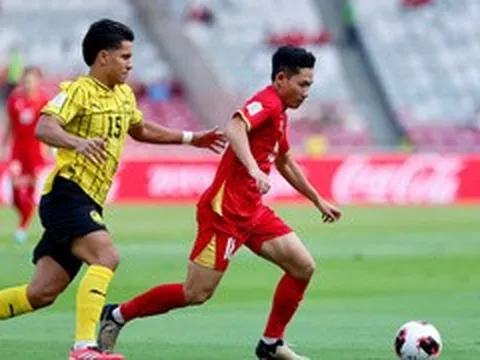 Trực tiếp bóng đá Việt Nam 0-1 Malaysia: Sao nhập tịch tỏa sáng